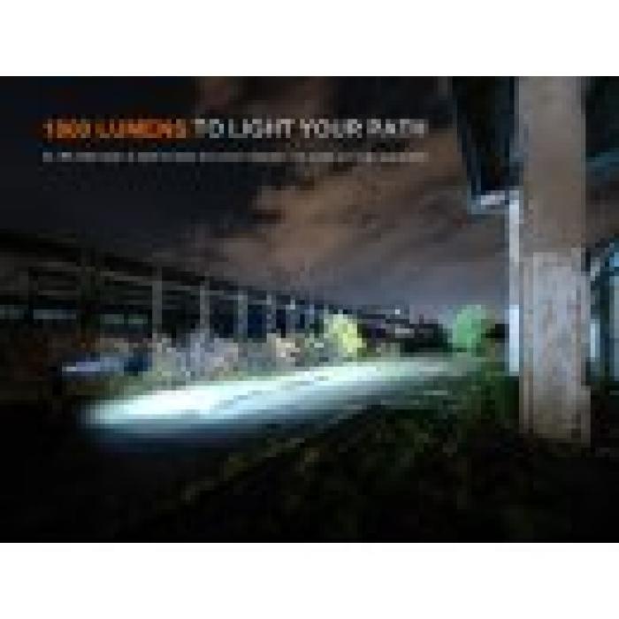 Fenix HM61R V3.0 Stirnlampe Kopflampe 1800 Lumen inkl. Akku & Case im SET